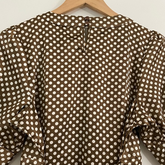 Ladies BCBGMaxAzria Polka Dot, Short Sleeve, Keyhole Dress - Picture 5 of 6